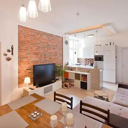 Lovely Down Town Apartment By The Motlawa River Gdansk Exterior photo