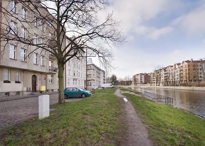 Lovely Down Town Apartment By The Motlawa River